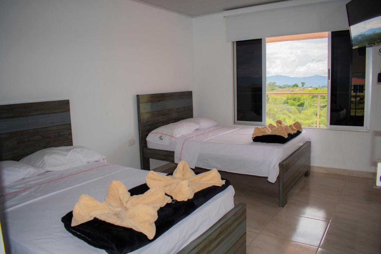Finca Hotel Heron キンバヤ エクステリア 写真
