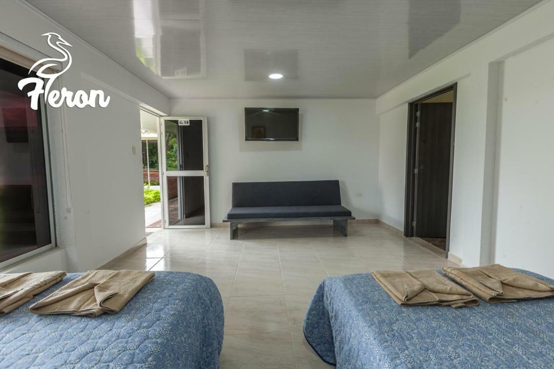 Finca Hotel Heron キンバヤ エクステリア 写真